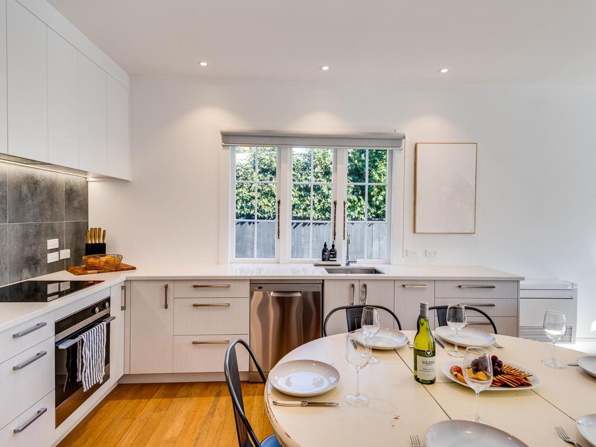 Gem On Gillean - Havelock North Holiday Home Exterior foto